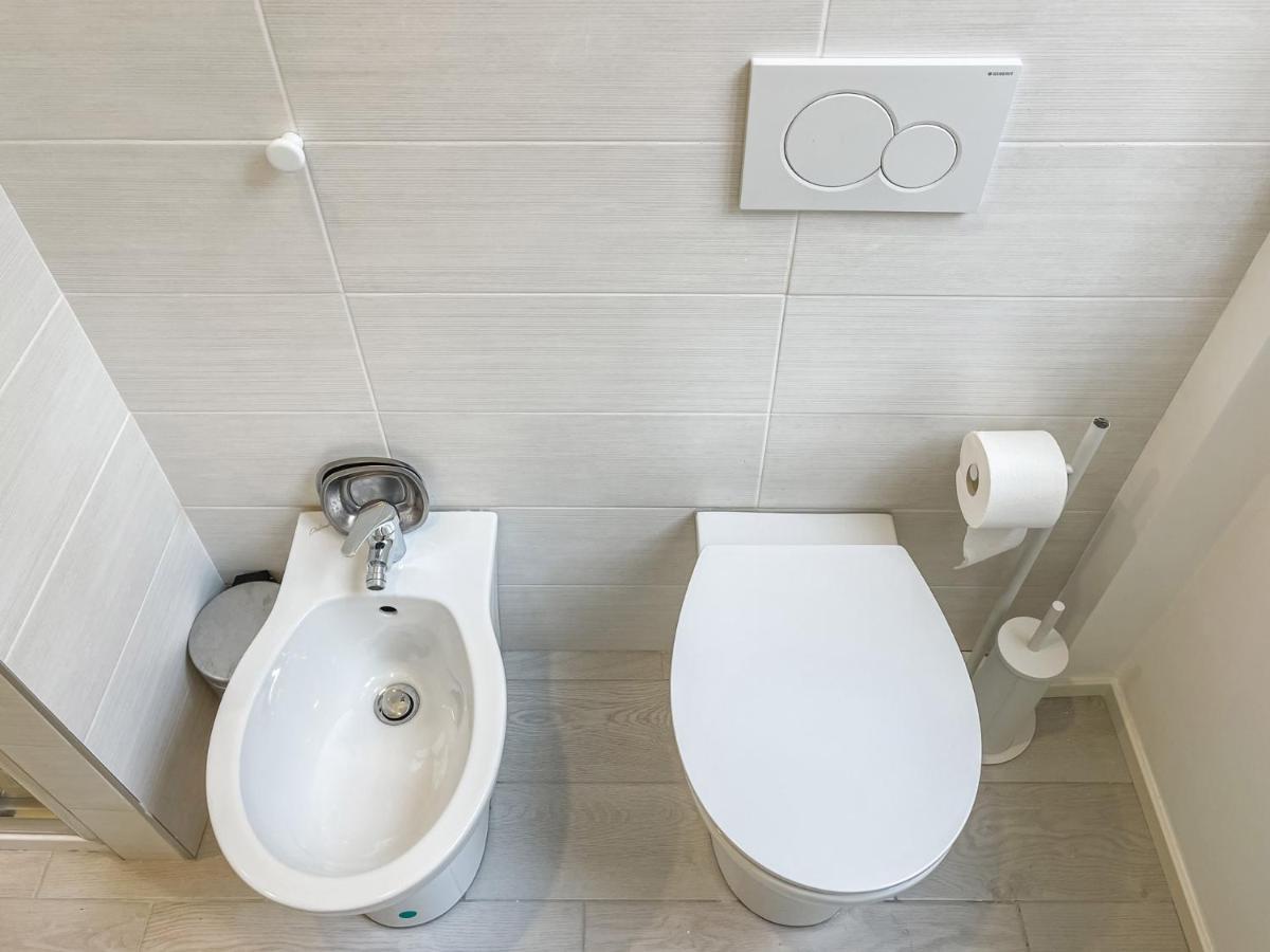 Bnb Capital Milano Moscova - White ภายนอก รูปภาพ