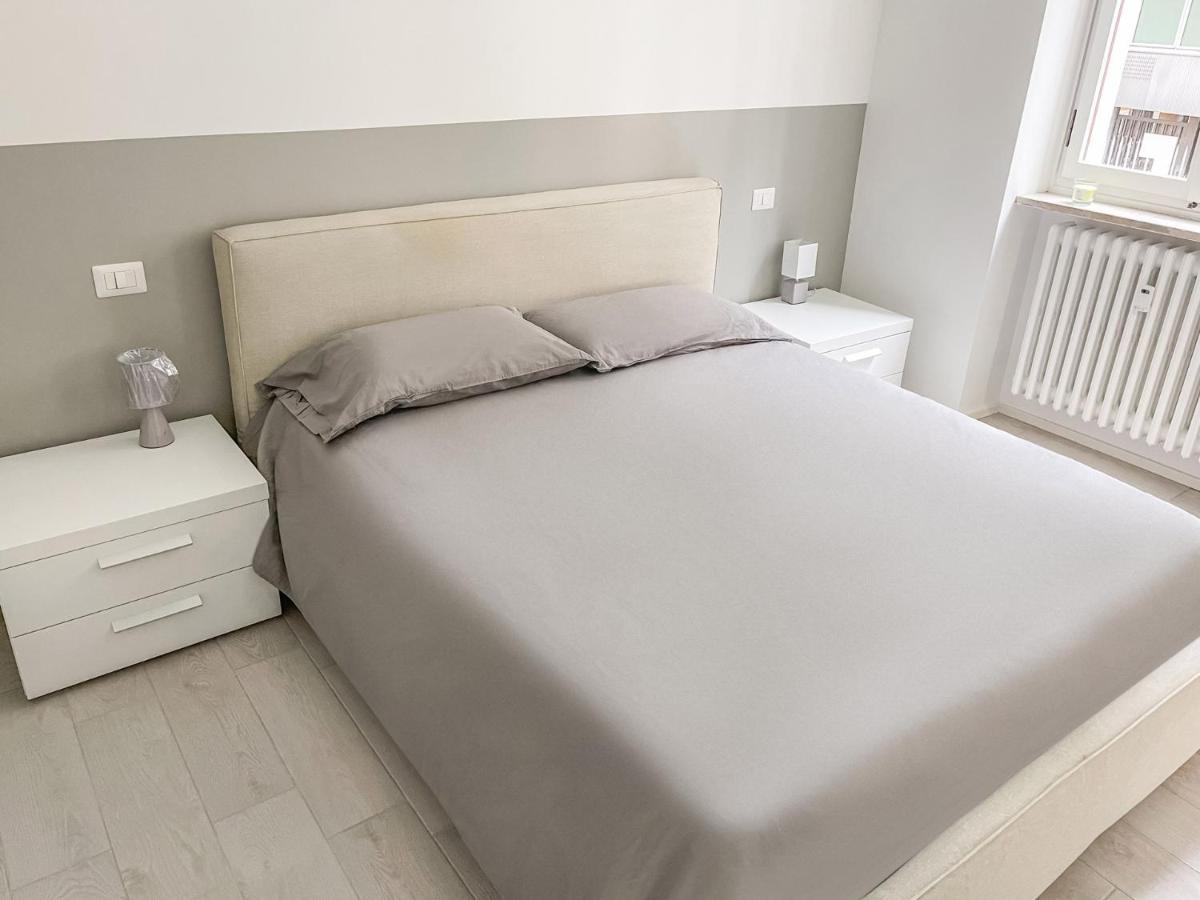 Bnb Capital Milano Moscova - White ภายนอก รูปภาพ